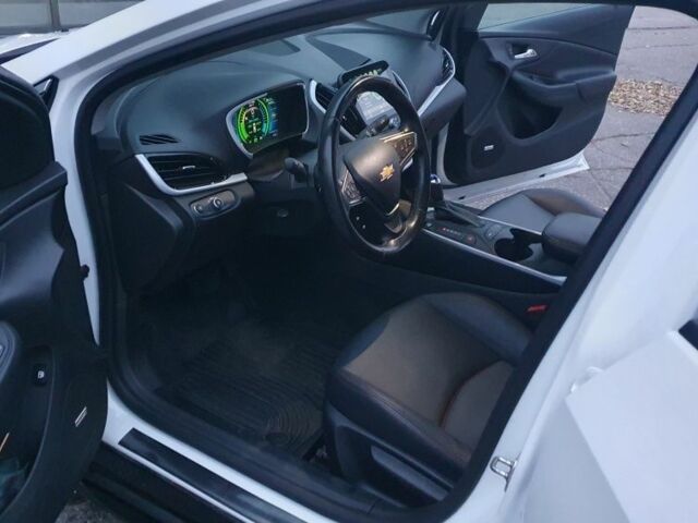 Білий Шевроле Вольт, об'ємом двигуна 1.5 л та пробігом 93 тис. км за 15300 $, фото 6 на Automoto.ua