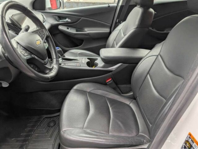 Белый Шевроле Вольт, объемом двигателя 1.5 л и пробегом 62 тыс. км за 3800 $, фото 8 на Automoto.ua