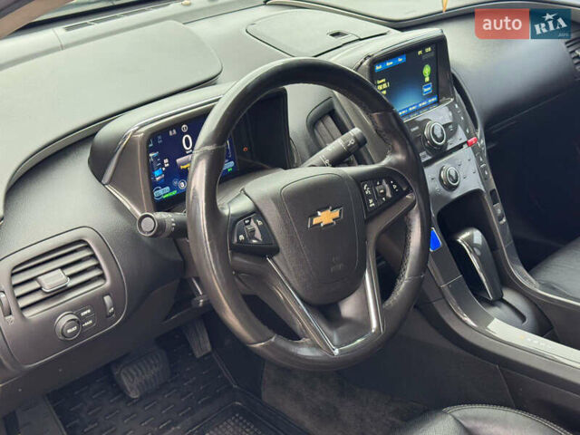Черный Шевроле Вольт, объемом двигателя 1.4 л и пробегом 160 тыс. км за 10900 $, фото 18 на Automoto.ua