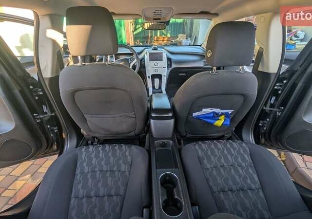 Черный Шевроле Вольт, объемом двигателя 1.4 л и пробегом 199 тыс. км за 9500 $, фото 24 на Automoto.ua