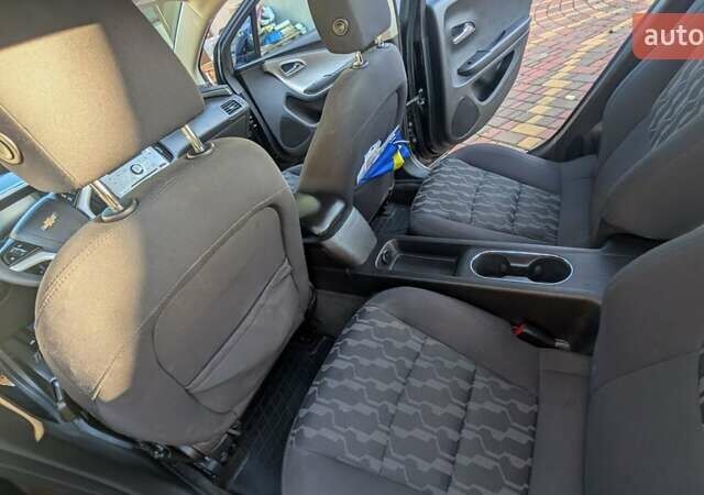 Черный Шевроле Вольт, объемом двигателя 1.4 л и пробегом 199 тыс. км за 9500 $, фото 22 на Automoto.ua