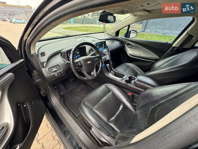Черный Шевроле Вольт, объемом двигателя 1.4 л и пробегом 160 тыс. км за 10900 $, фото 17 на Automoto.ua