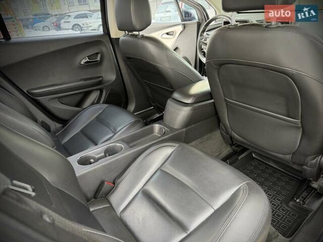 Чорний Шевроле Вольт, об'ємом двигуна 1.4 л та пробігом 220 тис. км за 10500 $, фото 23 на Automoto.ua