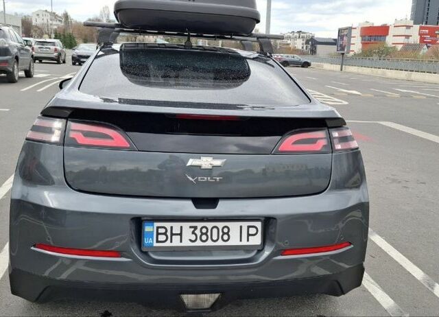 Чорний Шевроле Вольт, об'ємом двигуна 1.4 л та пробігом 180 тис. км за 12500 $, фото 3 на Automoto.ua
