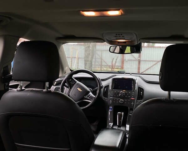 Черный Шевроле Вольт, объемом двигателя 1.4 л и пробегом 207 тыс. км за 11111 $, фото 11 на Automoto.ua