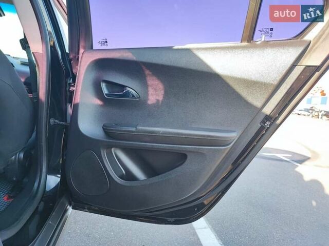 Черный Шевроле Вольт, объемом двигателя 1.4 л и пробегом 169 тыс. км за 9300 $, фото 18 на Automoto.ua