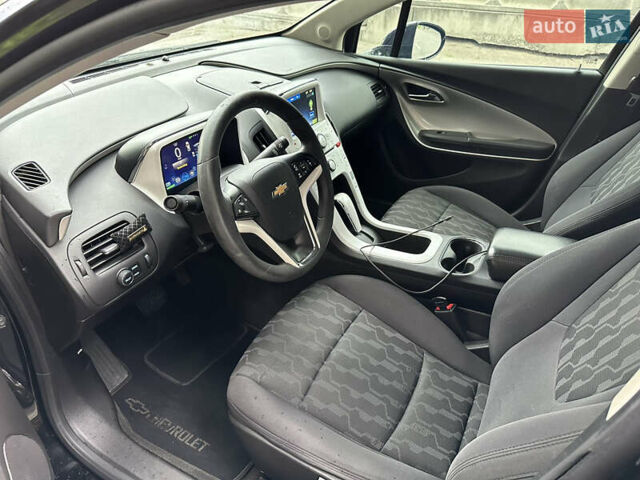 Черный Шевроле Вольт, объемом двигателя 1.4 л и пробегом 159 тыс. км за 10900 $, фото 10 на Automoto.ua