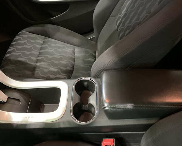 Черный Шевроле Вольт, объемом двигателя 1.4 л и пробегом 199 тыс. км за 10600 $, фото 15 на Automoto.ua