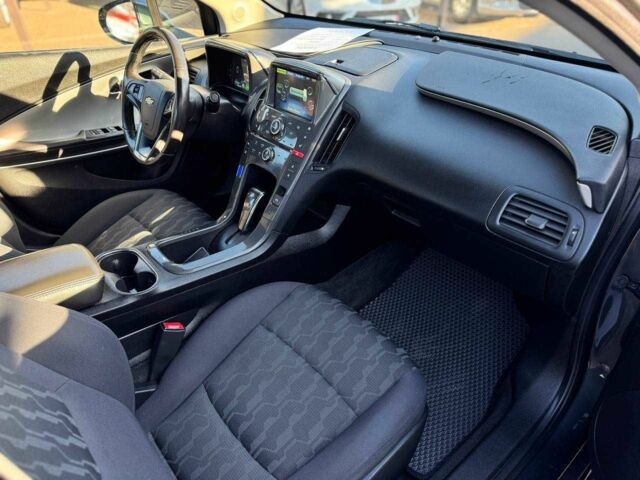 Черный Шевроле Вольт, объемом двигателя 1.4 л и пробегом 206 тыс. км за 10500 $, фото 12 на Automoto.ua