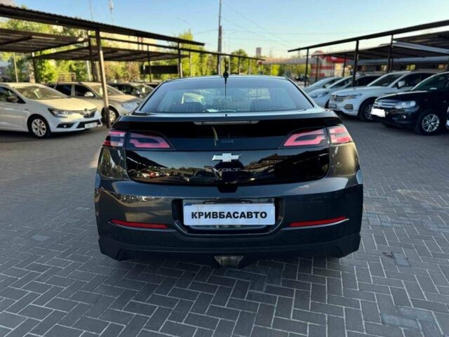 Черный Шевроле Вольт, объемом двигателя 1.4 л и пробегом 206 тыс. км за 10500 $, фото 5 на Automoto.ua