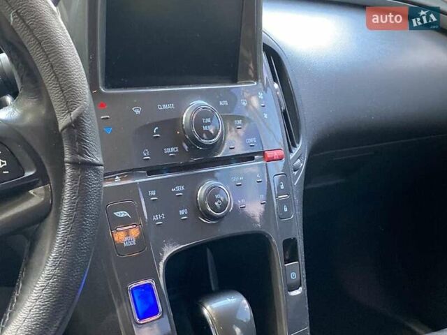 Черный Шевроле Вольт, объемом двигателя 1.4 л и пробегом 165 тыс. км за 10500 $, фото 15 на Automoto.ua