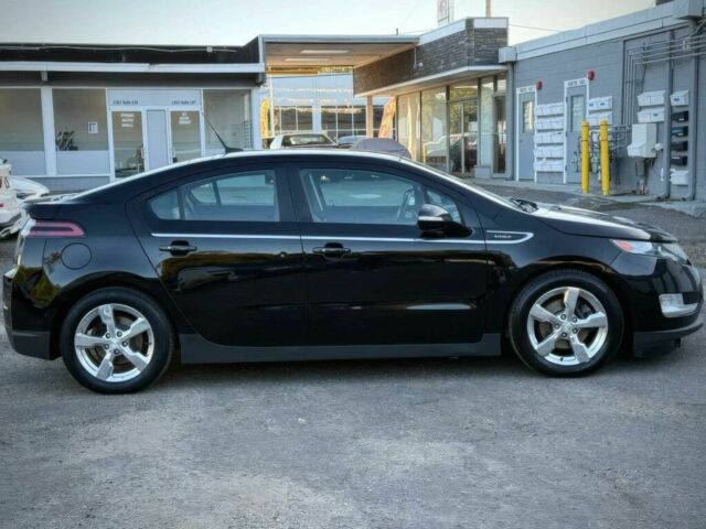 Черный Шевроле Вольт, объемом двигателя 1.4 л и пробегом 88 тыс. км за 2000 $, фото 1 на Automoto.ua