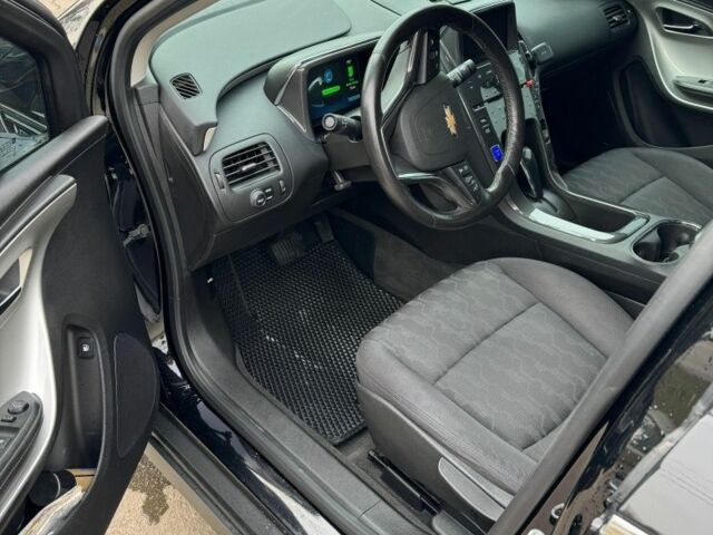 Чорний Шевроле Вольт, об'ємом двигуна 0 л та пробігом 166 тис. км за 10000 $, фото 6 на Automoto.ua