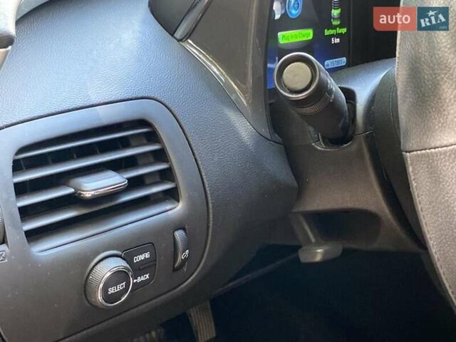 Черный Шевроле Вольт, объемом двигателя 1.4 л и пробегом 165 тыс. км за 10500 $, фото 13 на Automoto.ua