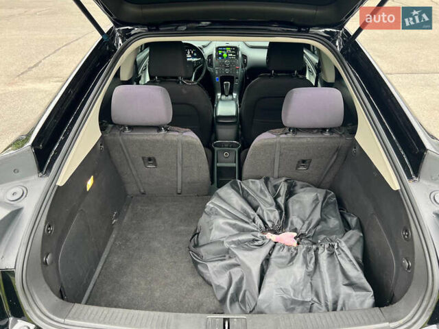 Черный Шевроле Вольт, объемом двигателя 1.4 л и пробегом 129 тыс. км за 12500 $, фото 11 на Automoto.ua