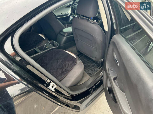 Черный Шевроле Вольт, объемом двигателя 1.4 л и пробегом 129 тыс. км за 12500 $, фото 9 на Automoto.ua