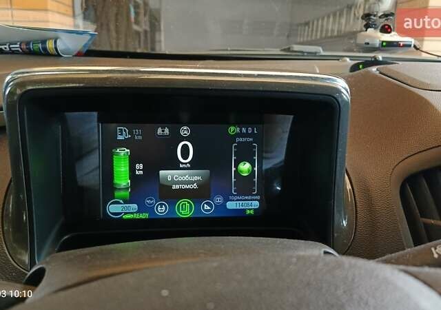 Черный Шевроле Вольт, объемом двигателя 1.4 л и пробегом 114 тыс. км за 15200 $, фото 2 на Automoto.ua