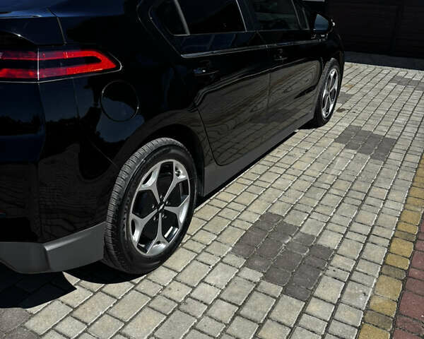 Черный Шевроле Вольт, объемом двигателя 1.4 л и пробегом 209 тыс. км за 11300 $, фото 3 на Automoto.ua