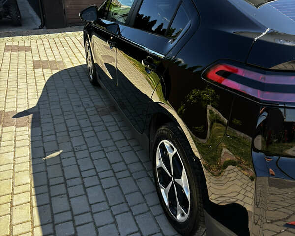 Черный Шевроле Вольт, объемом двигателя 1.4 л и пробегом 209 тыс. км за 11300 $, фото 4 на Automoto.ua