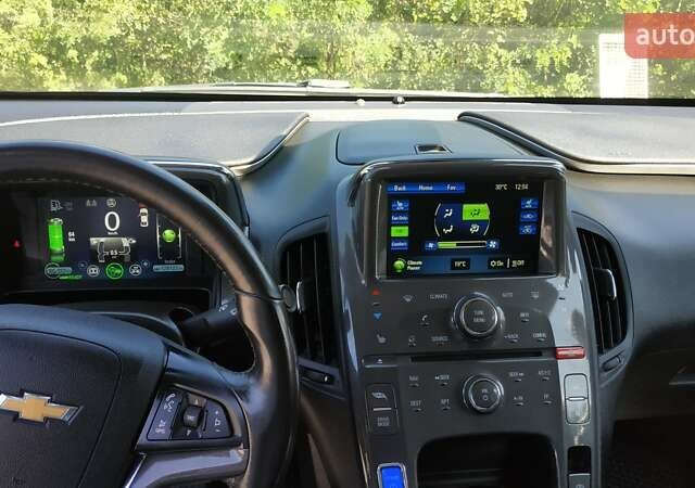 Черный Шевроле Вольт, объемом двигателя 1.4 л и пробегом 129 тыс. км за 11400 $, фото 9 на Automoto.ua