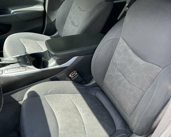 Чорний Шевроле Вольт, об'ємом двигуна 1.5 л та пробігом 190 тис. км за 16300 $, фото 11 на Automoto.ua