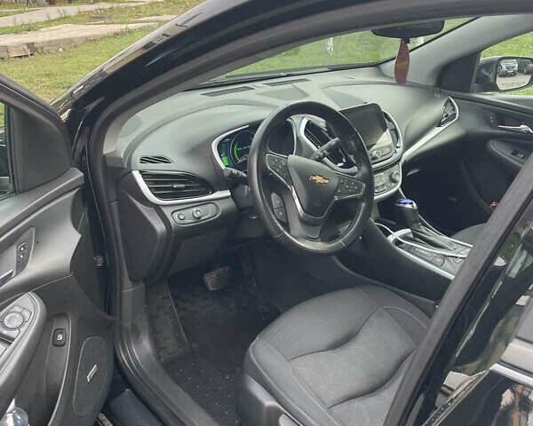 Черный Шевроле Вольт, объемом двигателя 1.49 л и пробегом 130 тыс. км за 15000 $, фото 4 на Automoto.ua