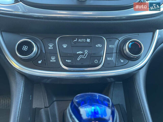 Черный Шевроле Вольт, объемом двигателя 1.5 л и пробегом 109 тыс. км за 16500 $, фото 102 на Automoto.ua