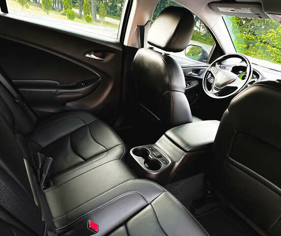 Шевроле Вольт 2017 в Хмельницком на Automoto.ua Черный Шевроле Вольт, объемом двигателя 1.5 л и пробегом 130 тыс. км за 16999 $, фото 26 на Automoto.ua