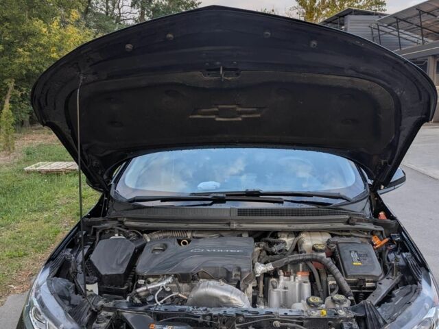 Черный Шевроле Вольт, объемом двигателя 1.5 л и пробегом 105 тыс. км за 17000 $, фото 6 на Automoto.ua