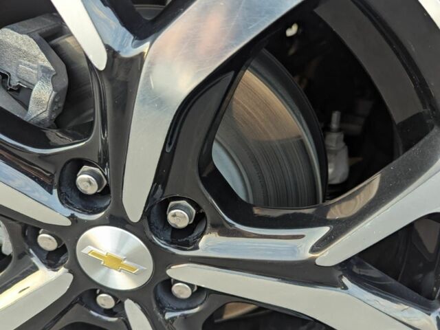 Черный Шевроле Вольт, объемом двигателя 1.5 л и пробегом 105 тыс. км за 17000 $, фото 4 на Automoto.ua