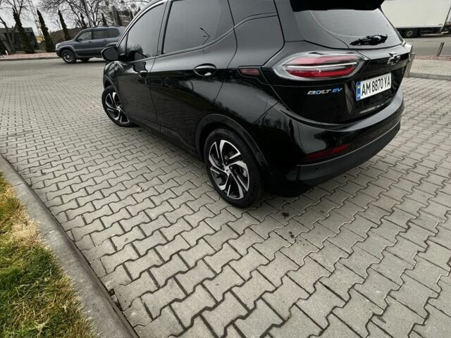 Черный Шевроле Вольт, объемом двигателя 0 л и пробегом 80 тыс. км за 17999 $, фото 2 на Automoto.ua