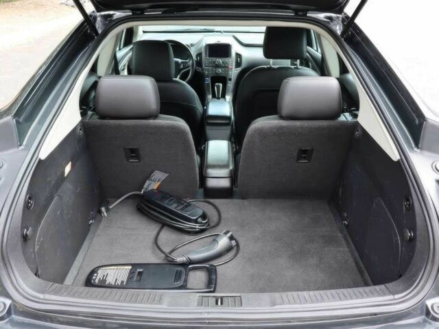 Черный Шевроле Вольт, объемом двигателя 1.4 л и пробегом 135 тыс. км за 5100 $, фото 10 на Automoto.ua