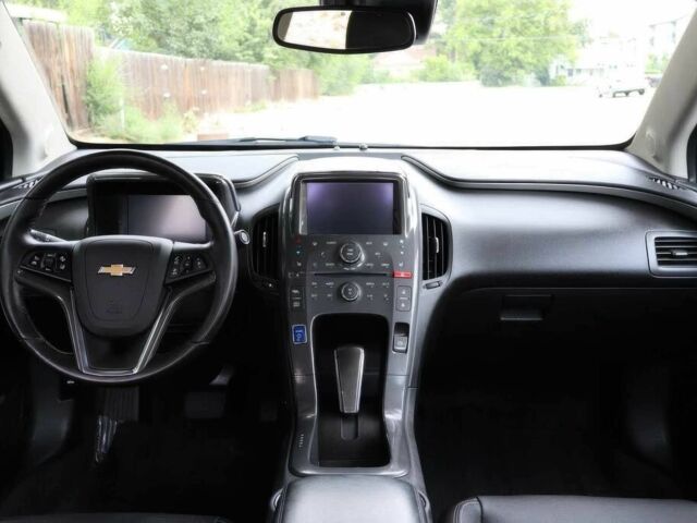 Черный Шевроле Вольт, объемом двигателя 1.4 л и пробегом 135 тыс. км за 5100 $, фото 12 на Automoto.ua