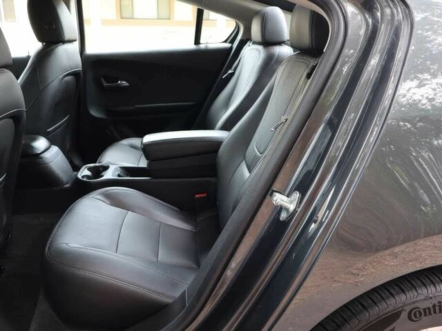 Черный Шевроле Вольт, объемом двигателя 1.4 л и пробегом 135 тыс. км за 5100 $, фото 15 на Automoto.ua