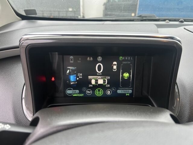 Черный Шевроле Вольт, объемом двигателя 1.5 л и пробегом 180 тыс. км за 9950 $, фото 6 на Automoto.ua