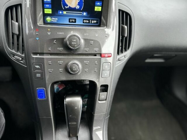 Черный Шевроле Вольт, объемом двигателя 1.4 л и пробегом 170 тыс. км за 10500 $, фото 12 на Automoto.ua