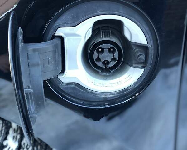 Черный Шевроле Вольт, объемом двигателя 1.4 л и пробегом 133 тыс. км за 13150 $, фото 59 на Automoto.ua