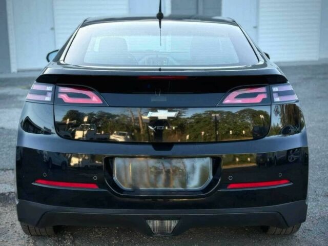 Черный Шевроле Вольт, объемом двигателя 1.4 л и пробегом 80 тыс. км за 2400 $, фото 4 на Automoto.ua