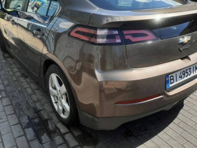 Коричневый Шевроле Вольт, объемом двигателя 1.4 л и пробегом 165 тыс. км за 9500 $, фото 1 на Automoto.ua