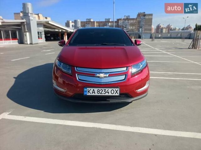 Красный Шевроле Вольт, объемом двигателя 1.39 л и пробегом 140 тыс. км за 10500 $, фото 1 на Automoto.ua