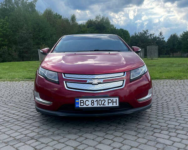Красный Шевроле Вольт, объемом двигателя 1.4 л и пробегом 205 тыс. км за 9499 $, фото 1 на Automoto.ua