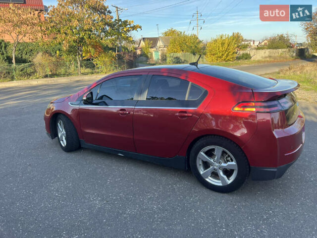 Красный Шевроле Вольт, объемом двигателя 1.4 л и пробегом 235 тыс. км за 8800 $, фото 2 на Automoto.ua