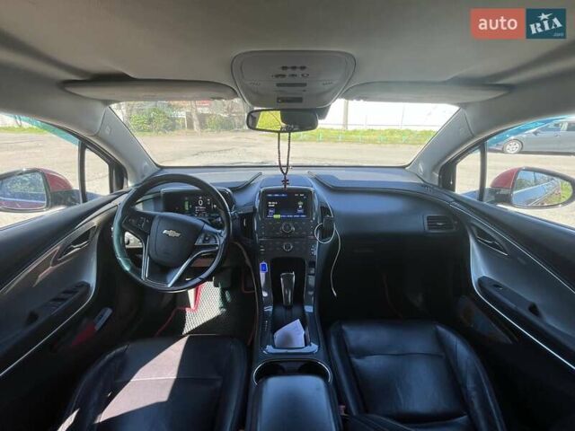 Красный Шевроле Вольт, объемом двигателя 1.4 л и пробегом 225 тыс. км за 8000 $, фото 7 на Automoto.ua
