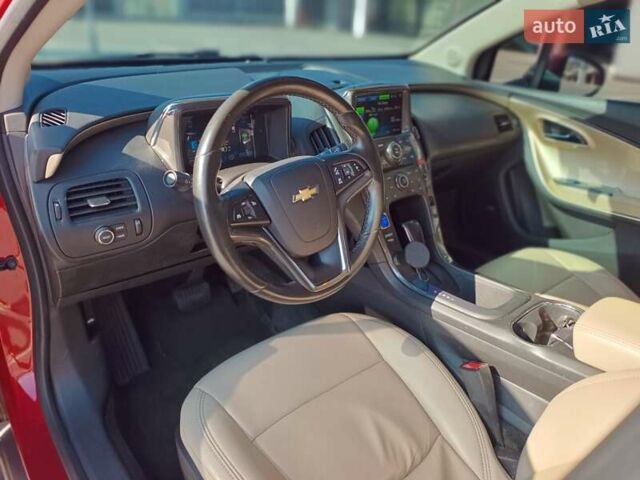 Красный Шевроле Вольт, объемом двигателя 1.39 л и пробегом 140 тыс. км за 10500 $, фото 5 на Automoto.ua