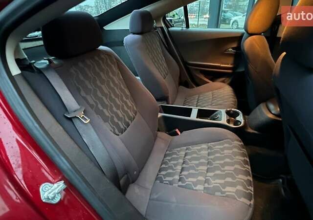 Червоний Шевроле Вольт, об'ємом двигуна 1.4 л та пробігом 155 тис. км за 10490 $, фото 10 на Automoto.ua