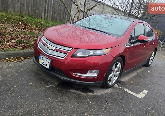 Красный Шевроле Вольт, объемом двигателя 1.4 л и пробегом 168 тыс. км за 10000 $, фото 1 на Automoto.ua