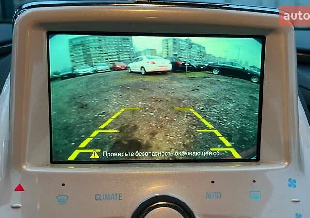 Красный Шевроле Вольт, объемом двигателя 1.4 л и пробегом 155 тыс. км за 9590 $, фото 20 на Automoto.ua