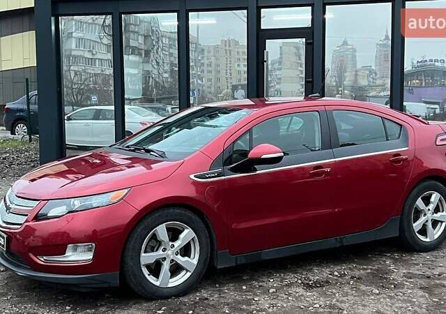 Червоний Шевроле Вольт, об'ємом двигуна 1.4 л та пробігом 155 тис. км за 10490 $, фото 2 на Automoto.ua