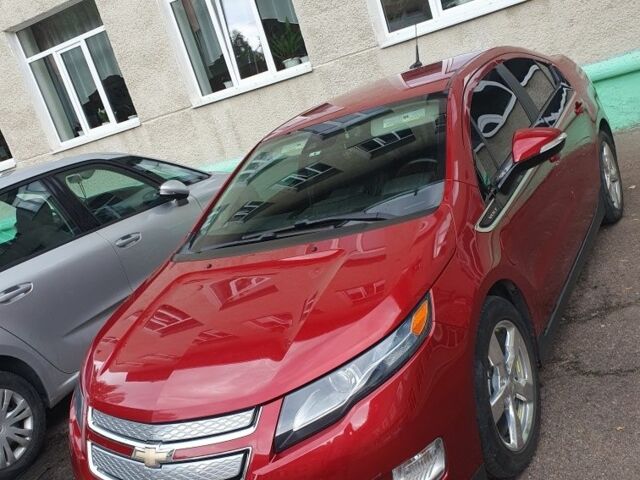 Красный Шевроле Вольт, объемом двигателя 1.4 л и пробегом 154 тыс. км за 10550 $, фото 3 на Automoto.ua