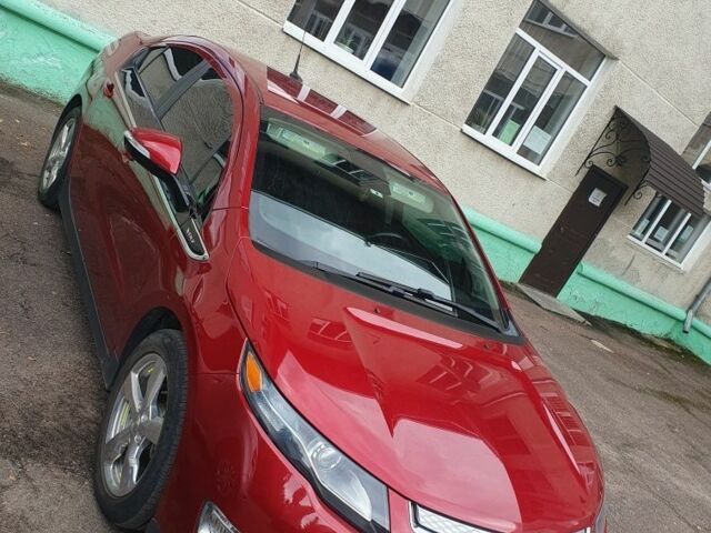 Красный Шевроле Вольт, объемом двигателя 1.4 л и пробегом 154 тыс. км за 10550 $, фото 2 на Automoto.ua
